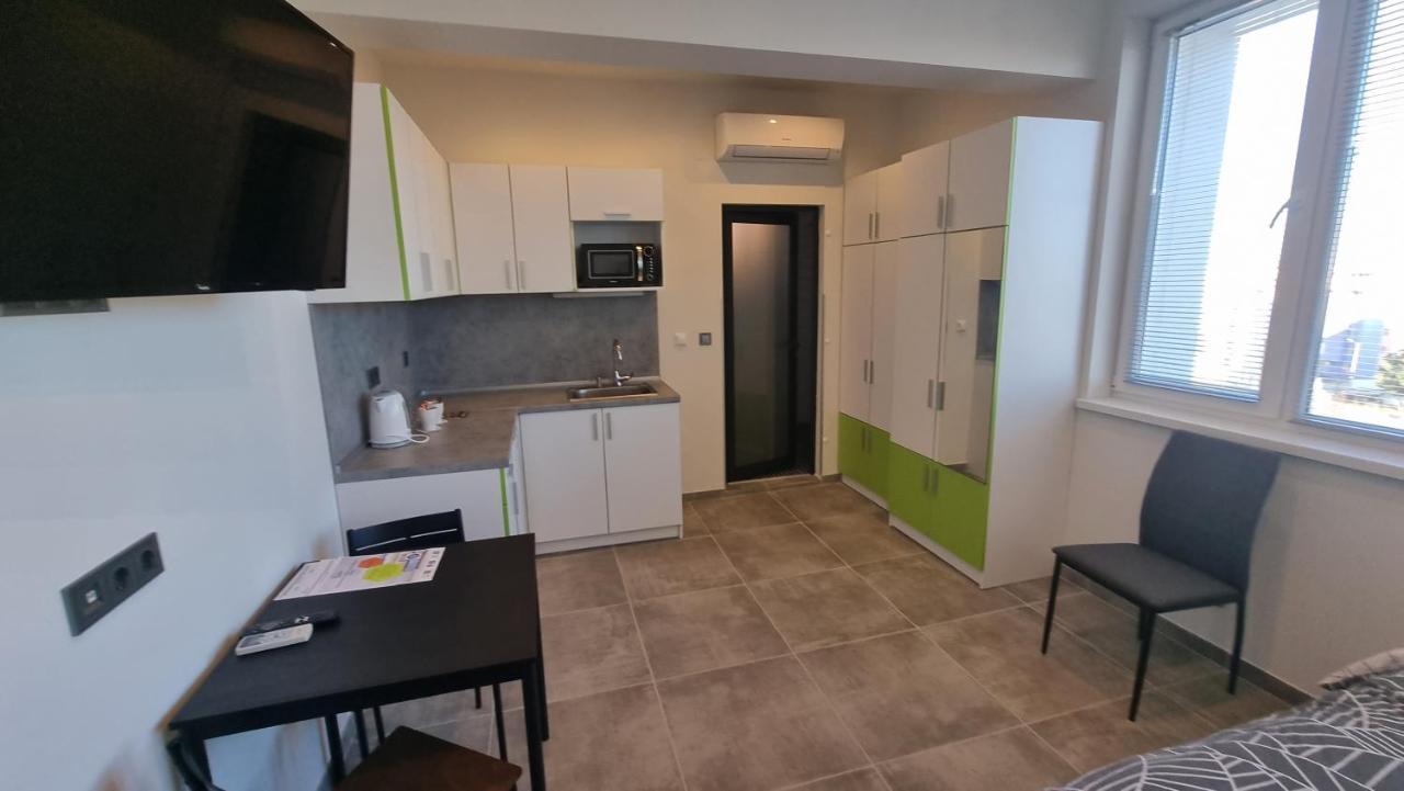 Dorm Bg Pet-Friendly Aparthotel Stara Zagora Exterior photo